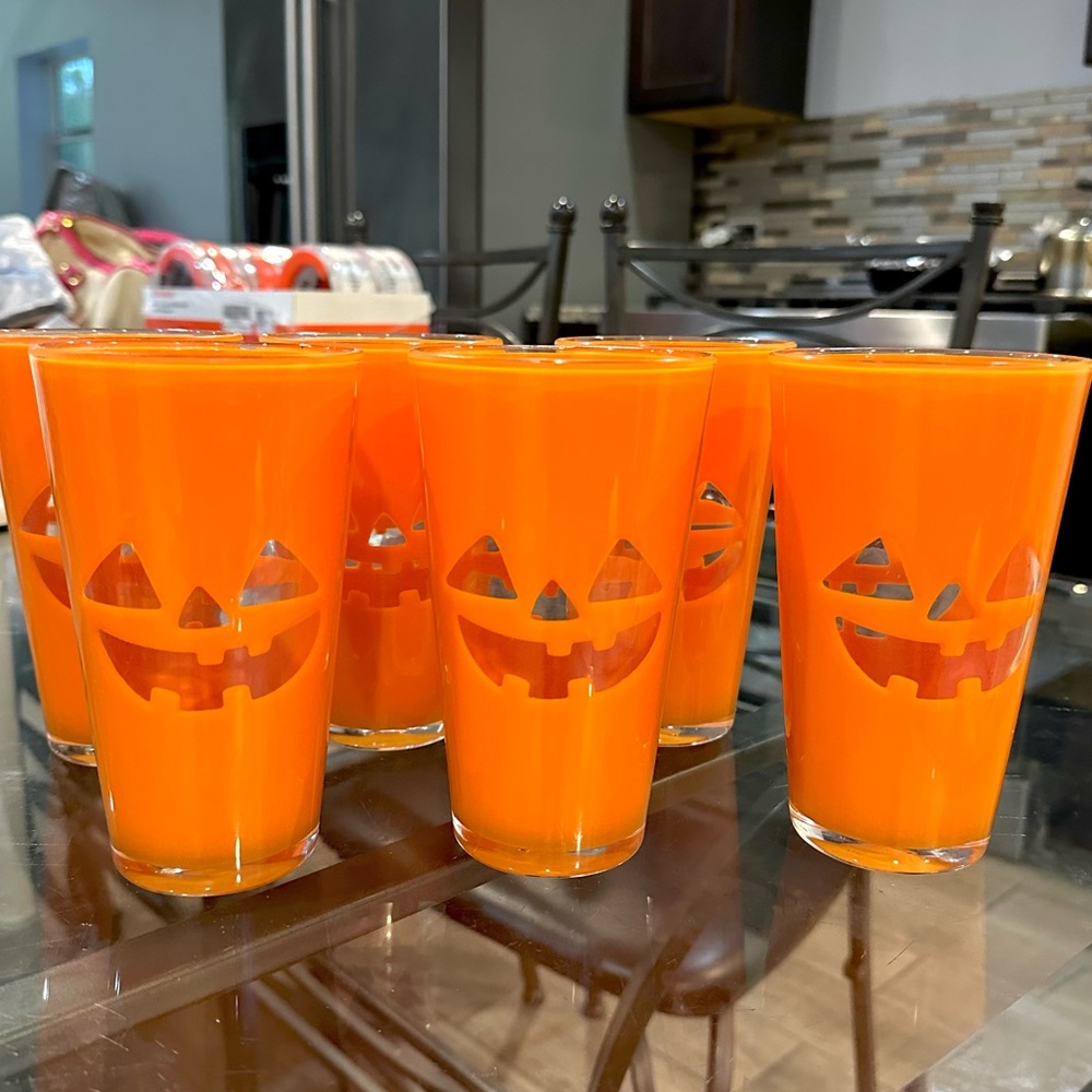 🦋6 Halloween Plastic Tall Tumbler Halloween Glasses Pumpkin jack-o'-lantern face - Picture 2 of 4